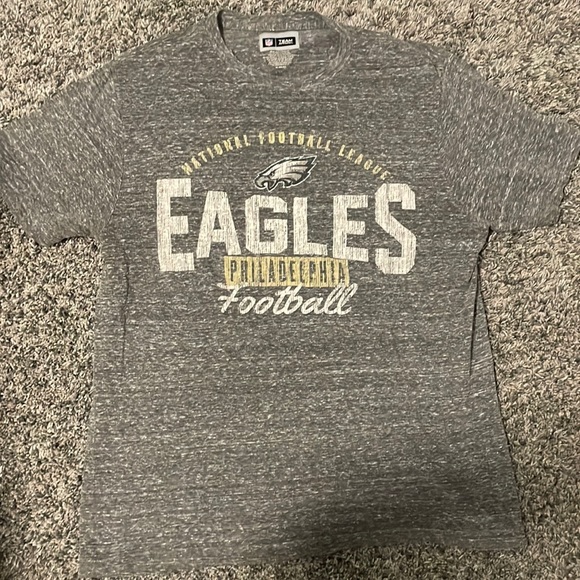 Mens Philadelphia eagles tshirt - Picture 1 of 4
